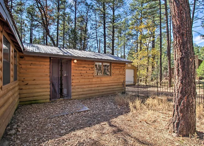 Deck & Grill: Pet-friendly Lakeside Pinetop-Lakeside